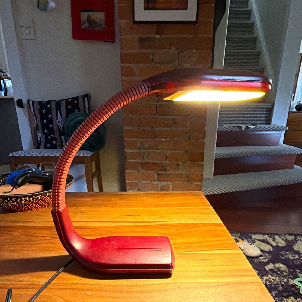 IKEA Red Adjustable Desk Lamp Fluorescent Corded E-87225 13W 118V